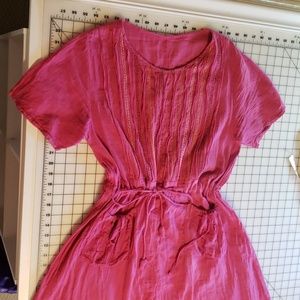 Roomy pockets and straw string waist!